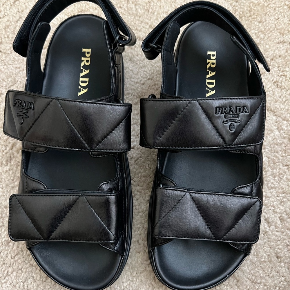 Padded nappa leather sandals